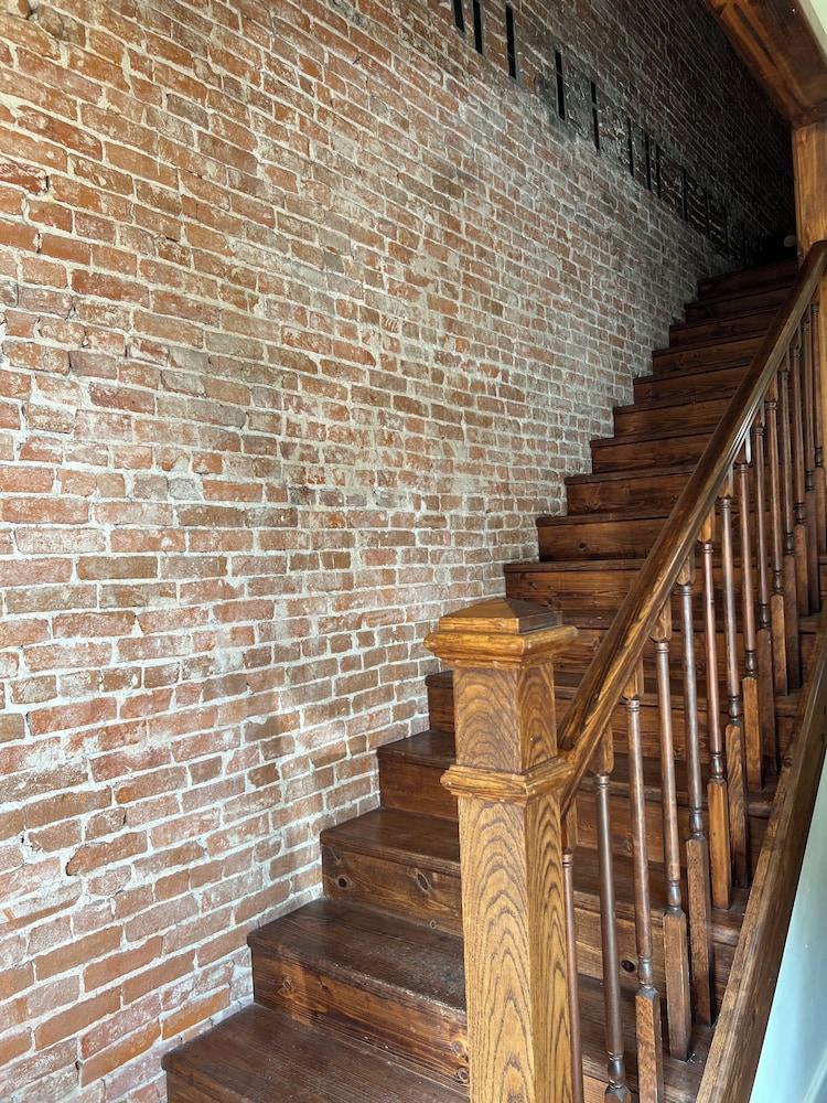 The Eagles Nest Inn photo 9