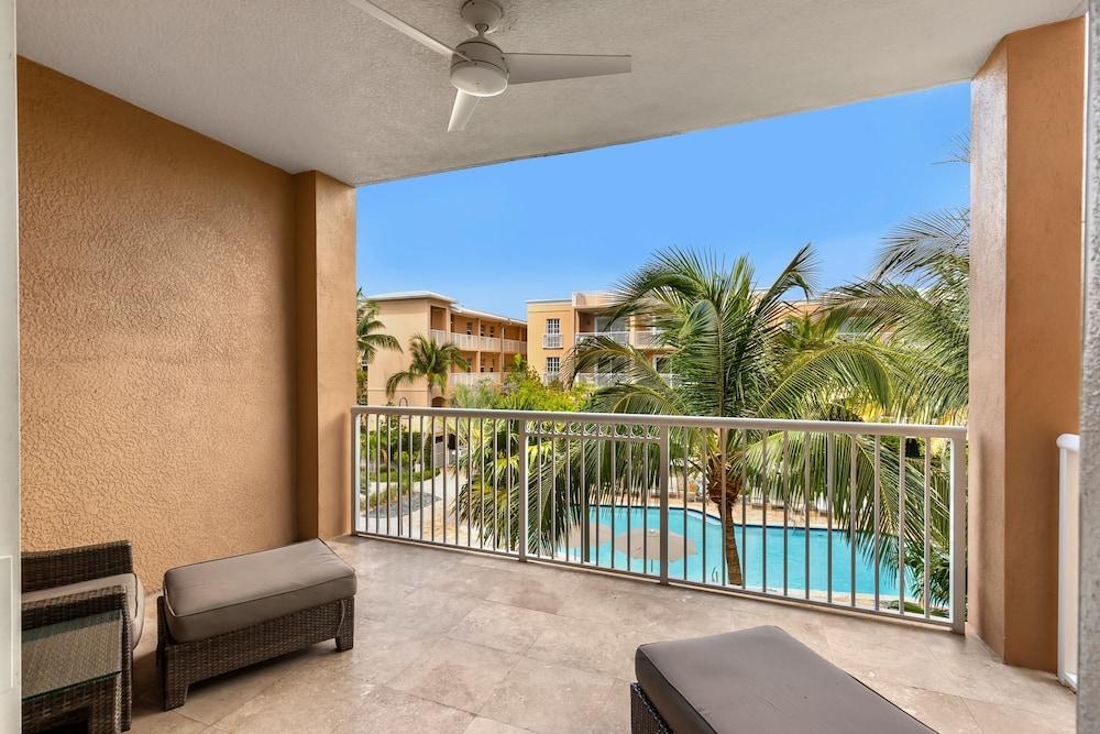 Resort View 2BR Residence photo 17