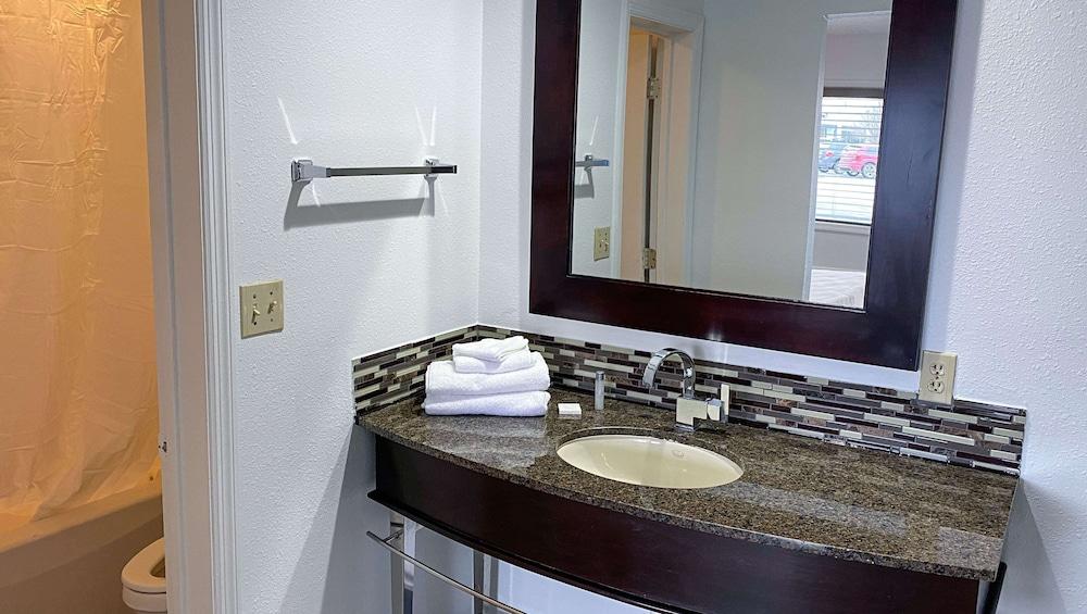 Springs Motel KY photo 33