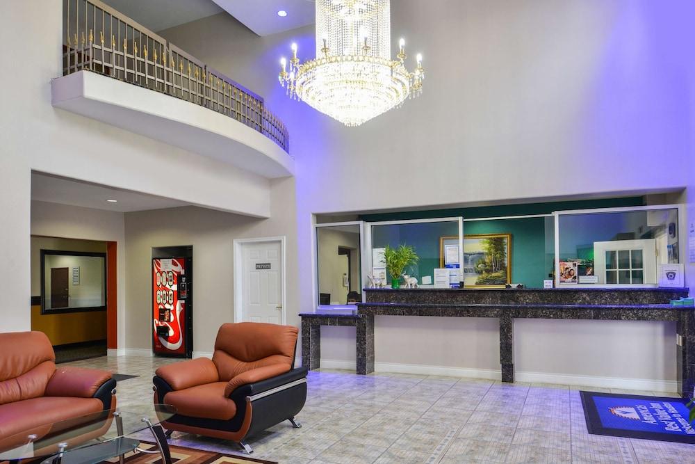 Americas Best Value Inn Houston at FM 1960 & I-45 photo 4