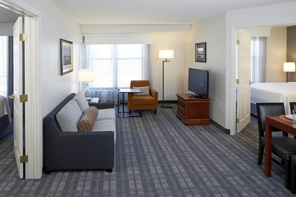 Residence Inn Minneapolis Downtown at The Depot by Marriott photo 5