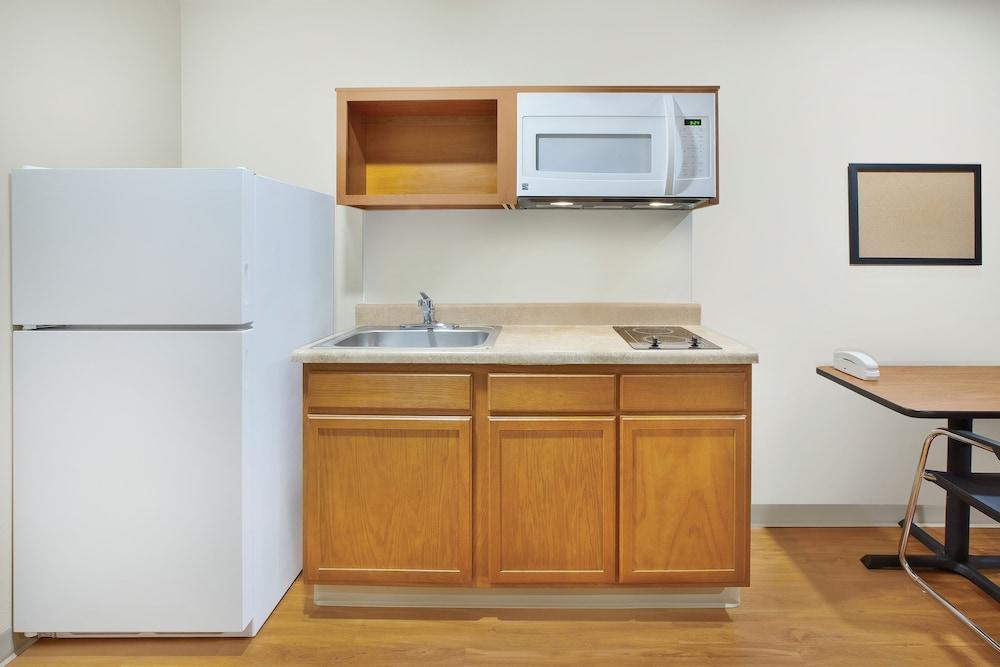 WoodSpring Suites Columbus Urbancrest photo 4