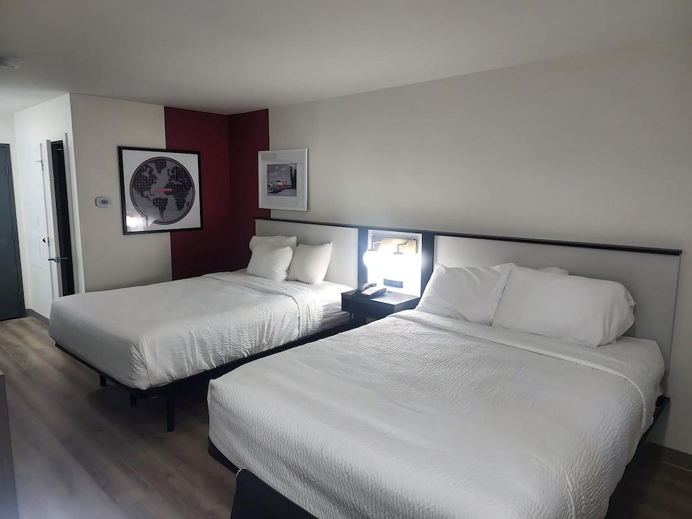 Ramada by Wyndham York Harrisburg Hershey photo 8