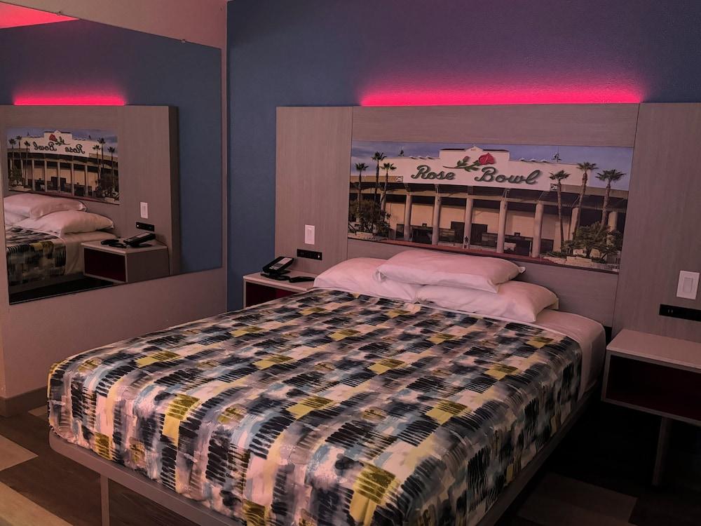 Lincoln Motel photo 35