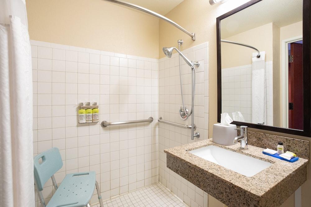 Holiday Inn Express & Suites Denver SW-Littleton by IHG photo 12