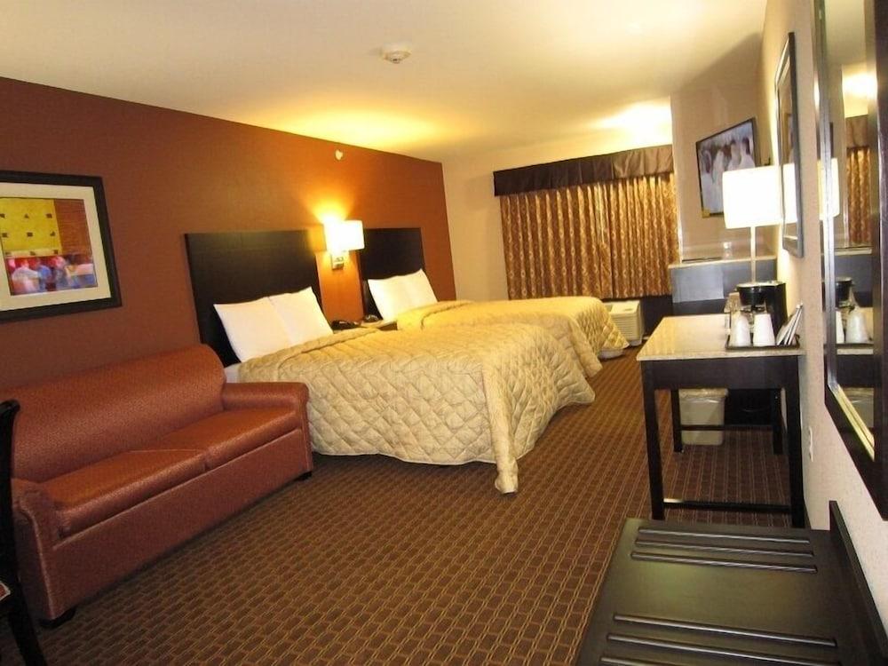 Red Carpet Inn And Suites Monmouth Jtc photo 8