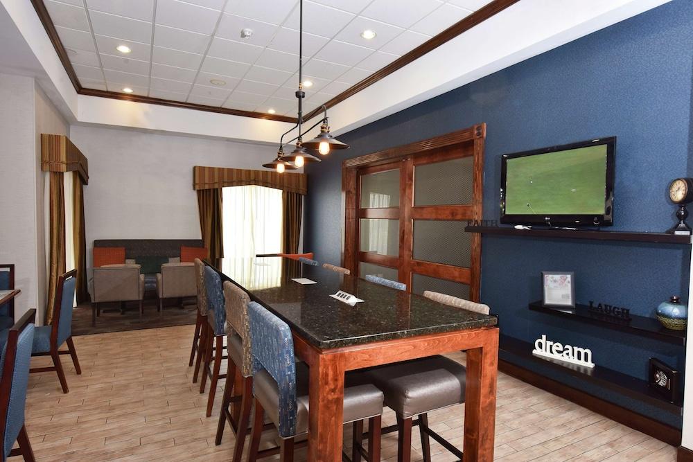 Hampton Inn Alexander City photo 3