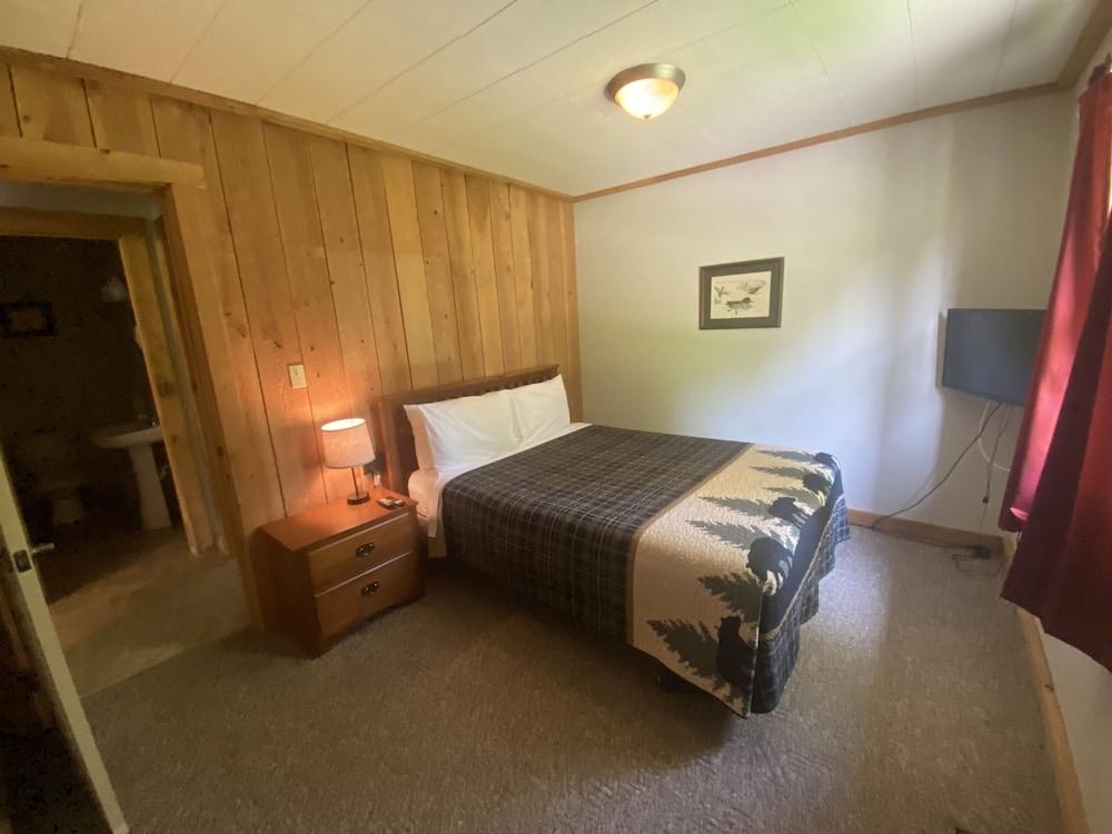 Foggy Mountain Lodge photo 40