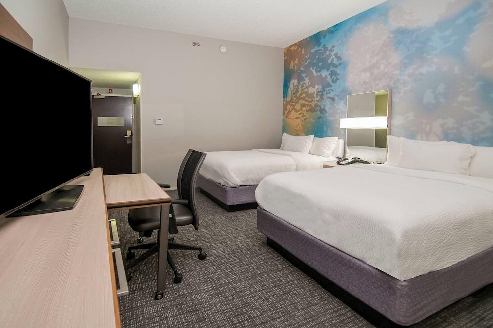 Courtyard By Marriott Bentonville photo 3