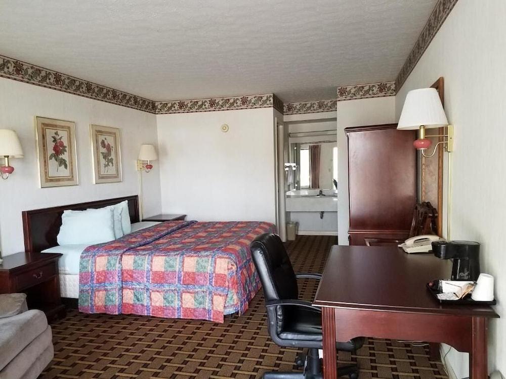 Imperial Lodge photo 13