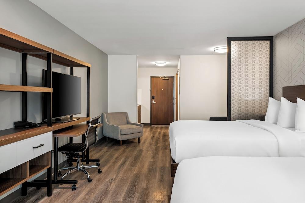 Everhome Suites Rochester Greece photo 14