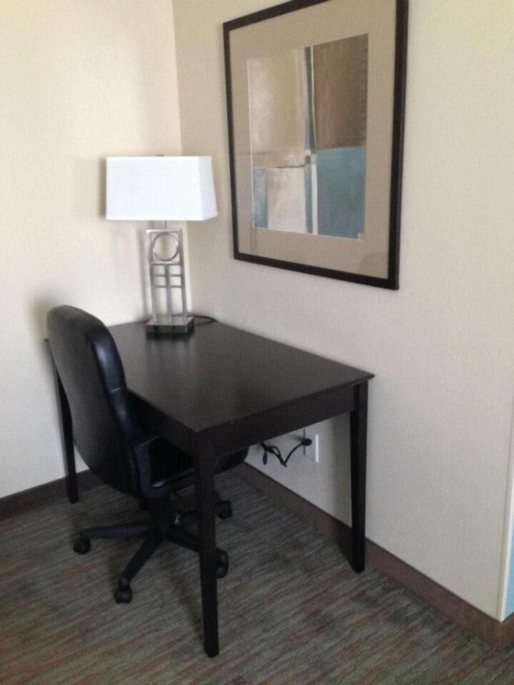 Cobblestone Inn & Suites – Fort Dodge photo 17