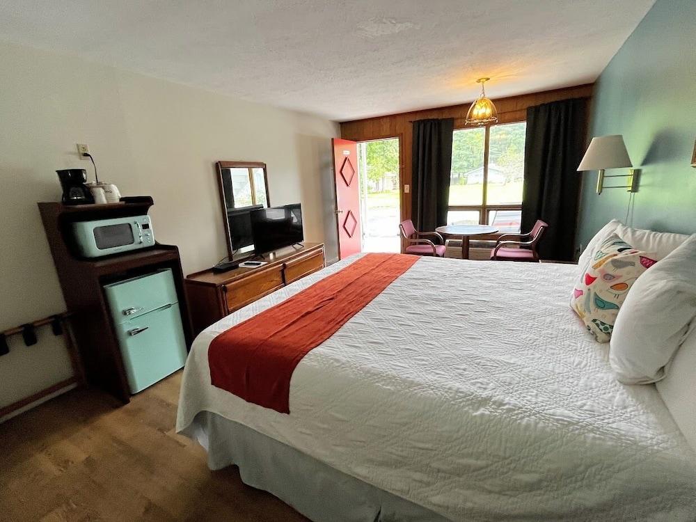 Meadowlark Motel with Restaurant & Bar photo 19