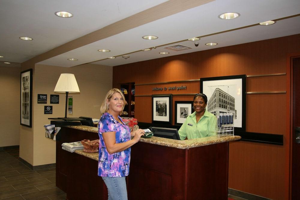 Hampton Inn & Suites West Point photo 1