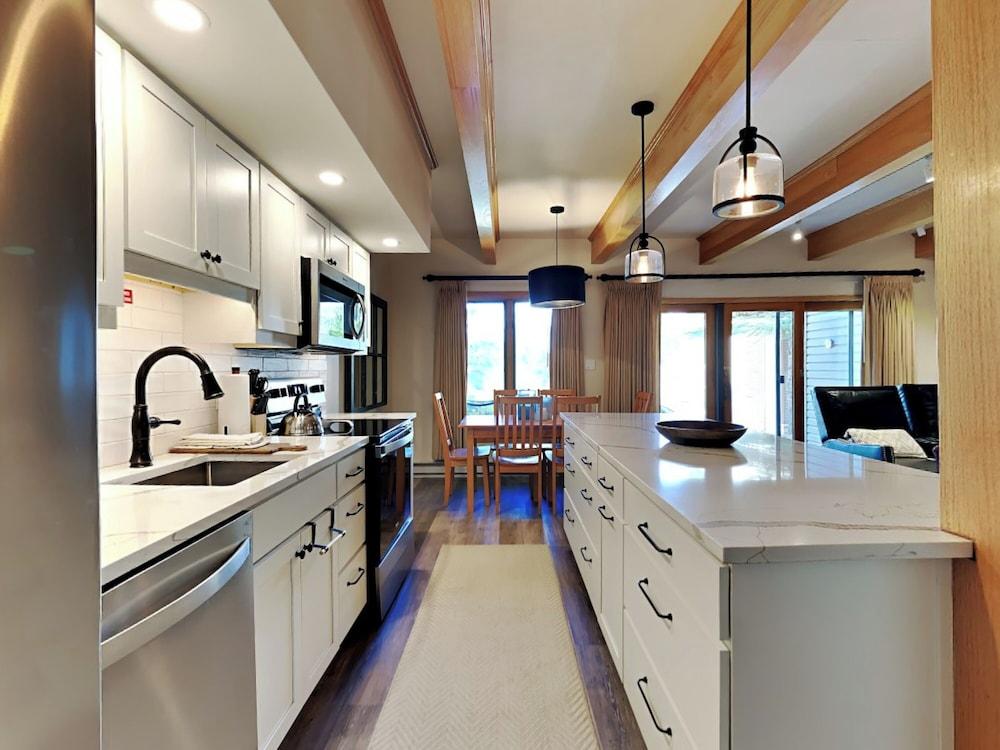 The Timberline Condominiums photo 22
