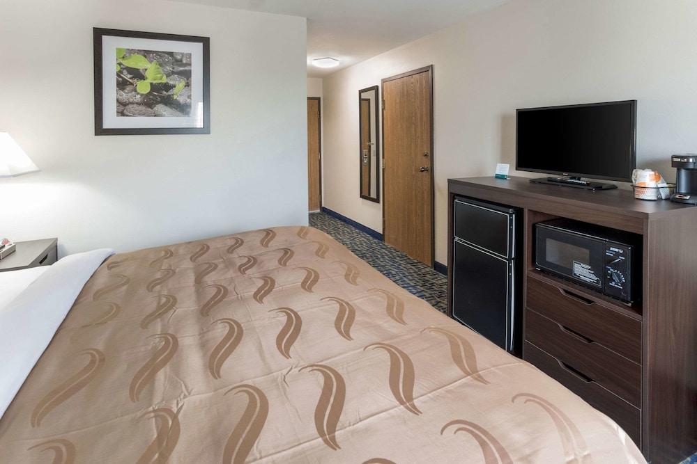 Quality Inn Rochelle photo 33