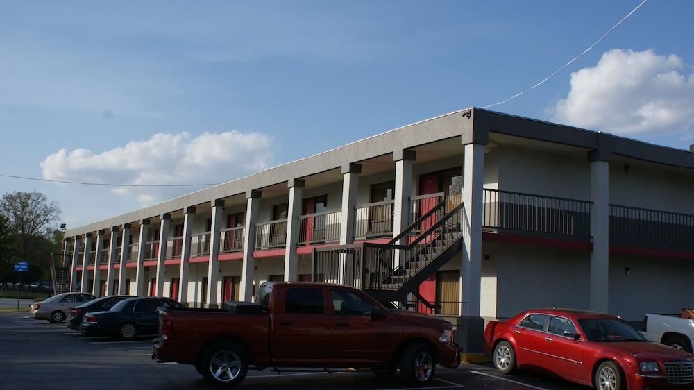 Americas Best Value Inn Ft. Jackson photo 15