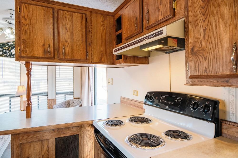 Black Meadow Landing photo 60
