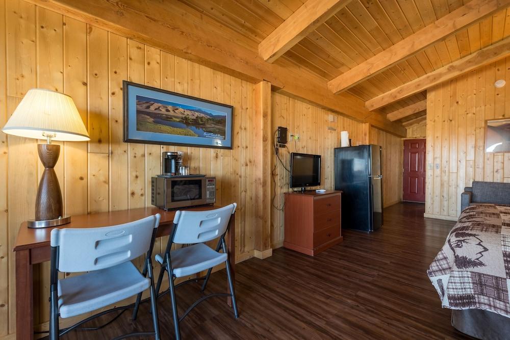 Great Sand Dunes Lodge photo 11