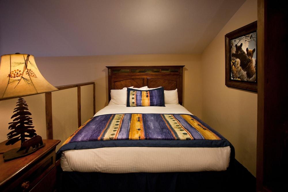 Cottam's Lodge by Alpine Village Suites photo 4