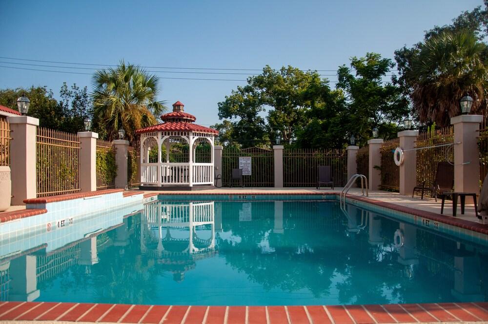 Kemah Edgewater Hotel, SureStay Collection by Best Western photo 22
