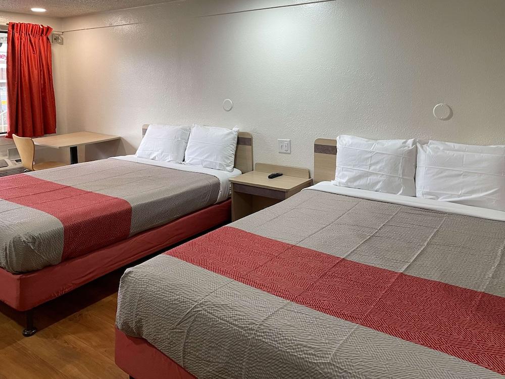 Motel 6 Hagerstown, MD photo 5