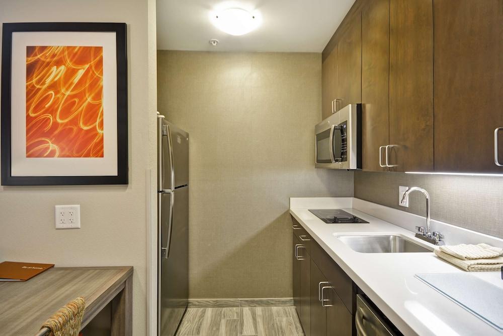 Homewood Suites by Hilton Rocky Mount photo 9