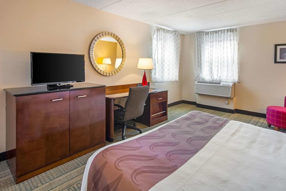 Quality Inn & Suites Virginia MN photo 32