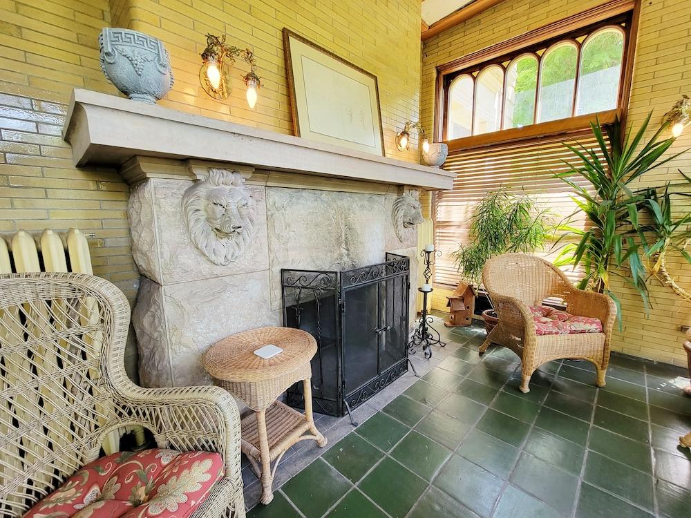 Historic Cotton Mansion Duluth Boutique Hotel photo 33