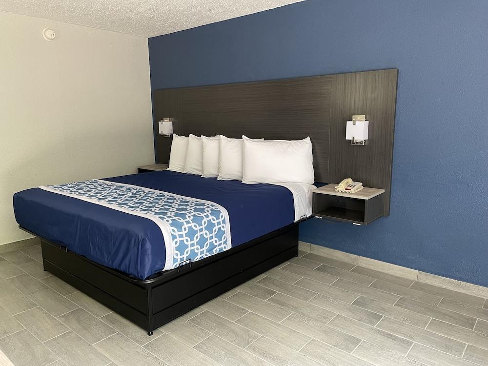 Executive Inn photo 5