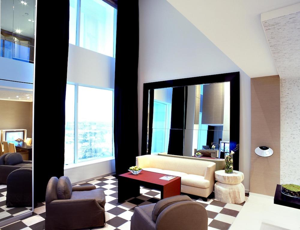 The SKYLOFTS at MGM Grand photo 41