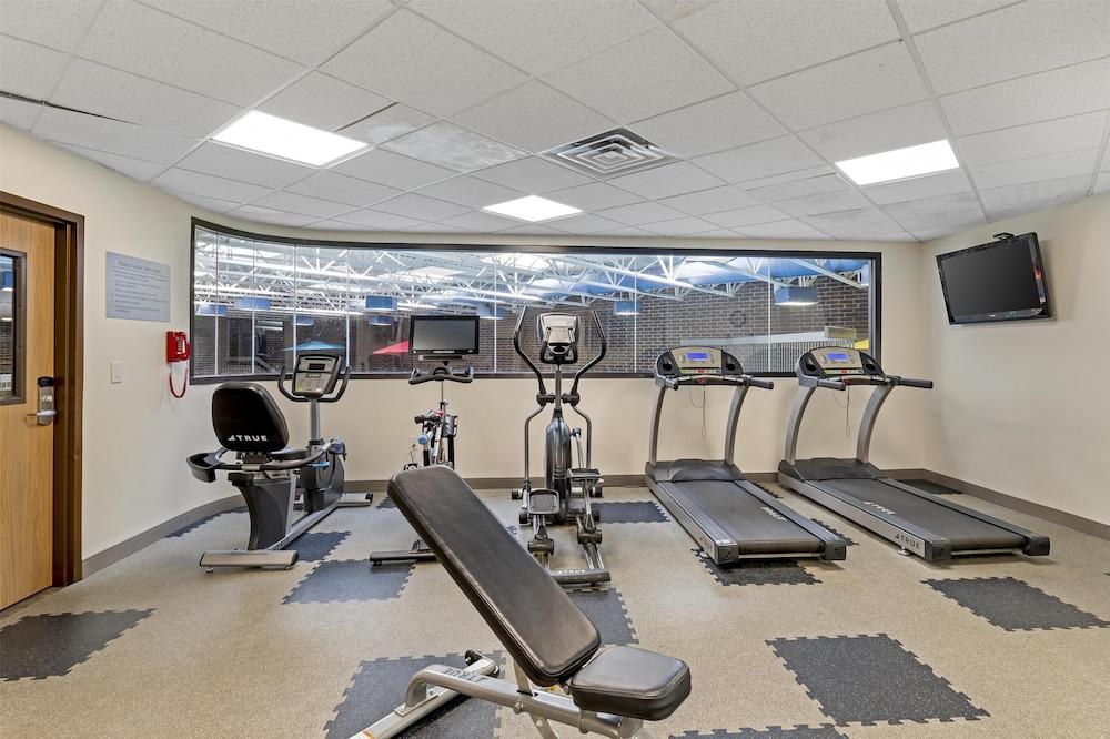 Executive Residency By Best Western Waterloo & Cedar Falls photo 13