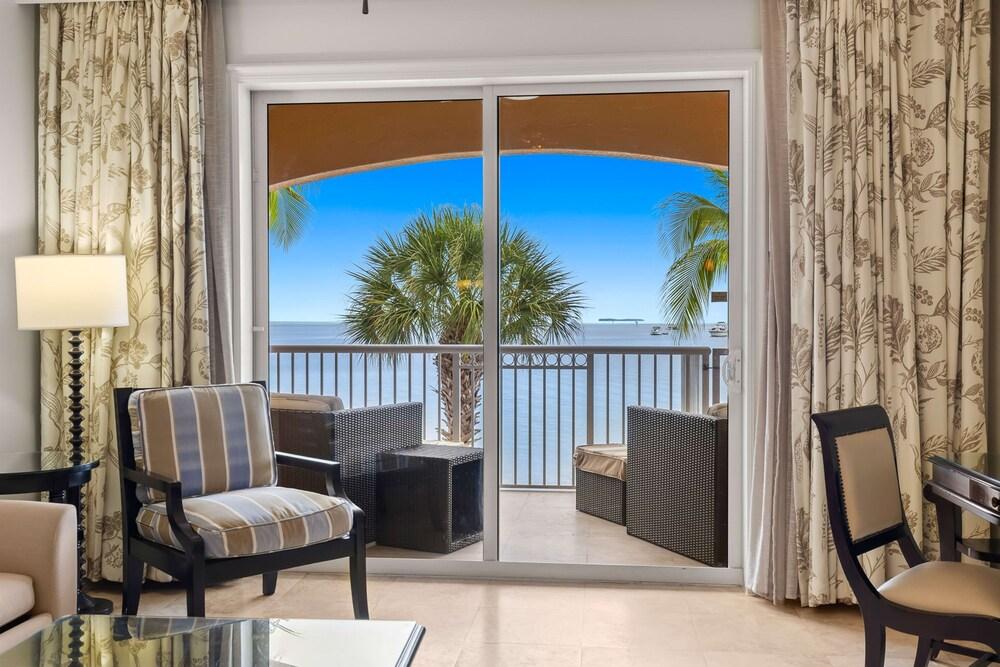 Ocean Front 1BR Suite With Direct Beach Access photo 31