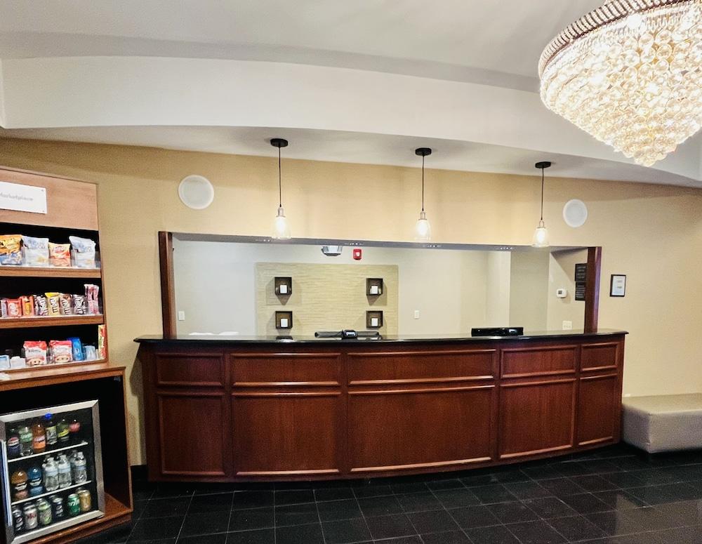 Garner Hotel Mahwah by IHG photo 27