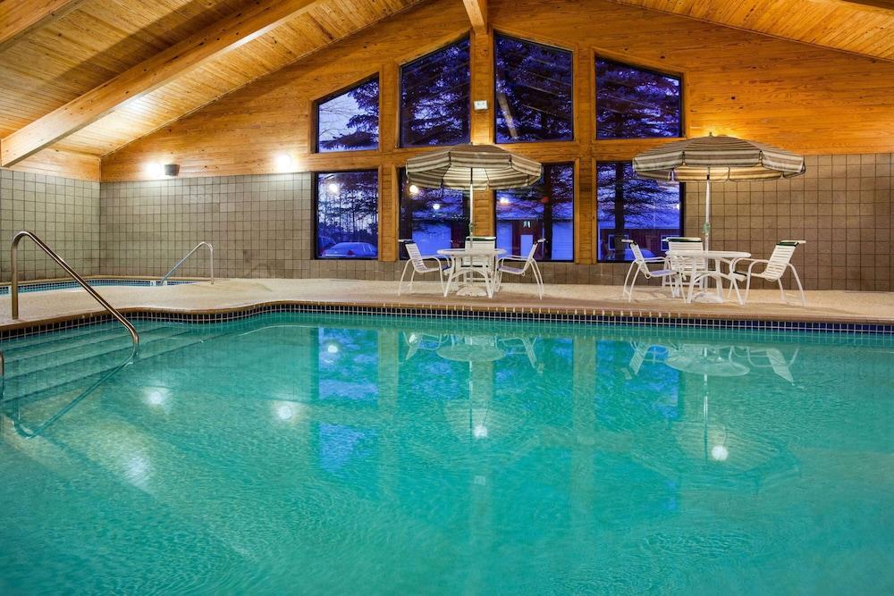 AmericInn by Wyndham Mora photo 20