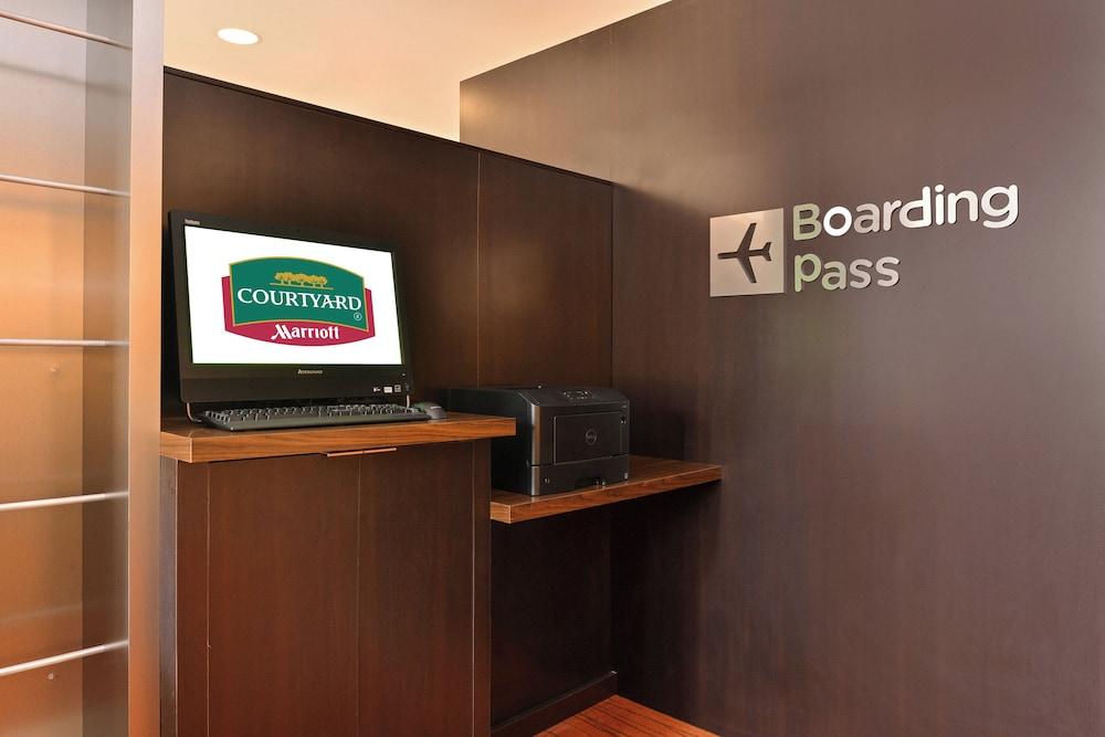 Courtyard by Marriott Dallas Northwest photo 37