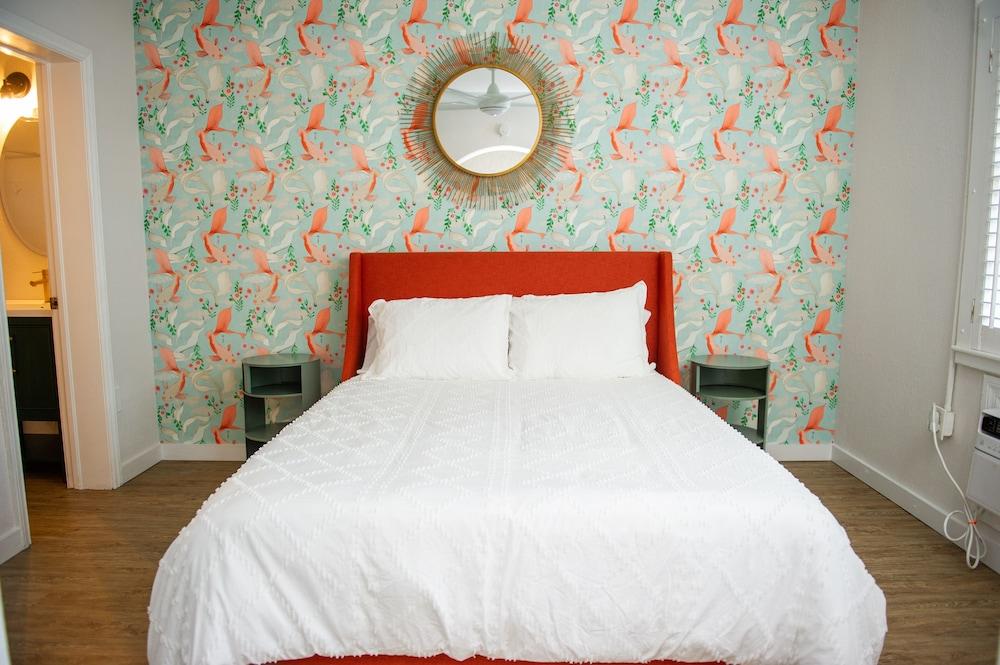 Sunburst Inn photo 66