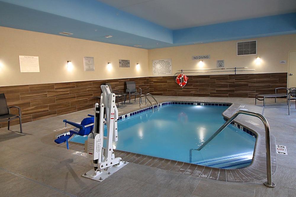 Fairfield Inn & Suites by Marriott London photo 18