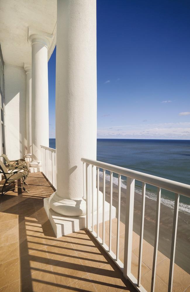 Club Wyndham SeaWatch Resort photo 6