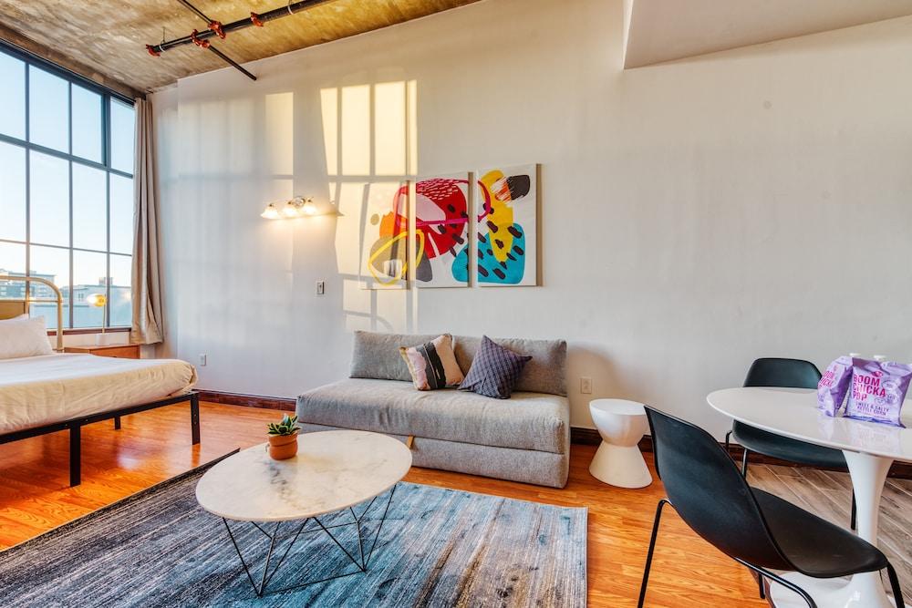 Sosuite at Independence Lofts - Callowhill photo 61