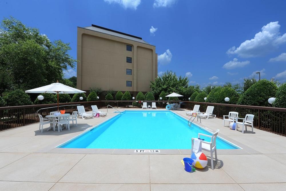 Hampton Inn Southlake photo 15