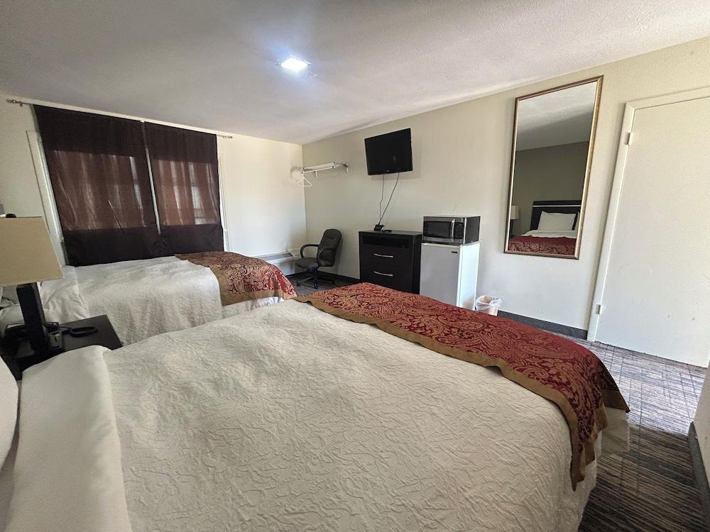 Gateaway Motel Broken Bow NE photo 44
