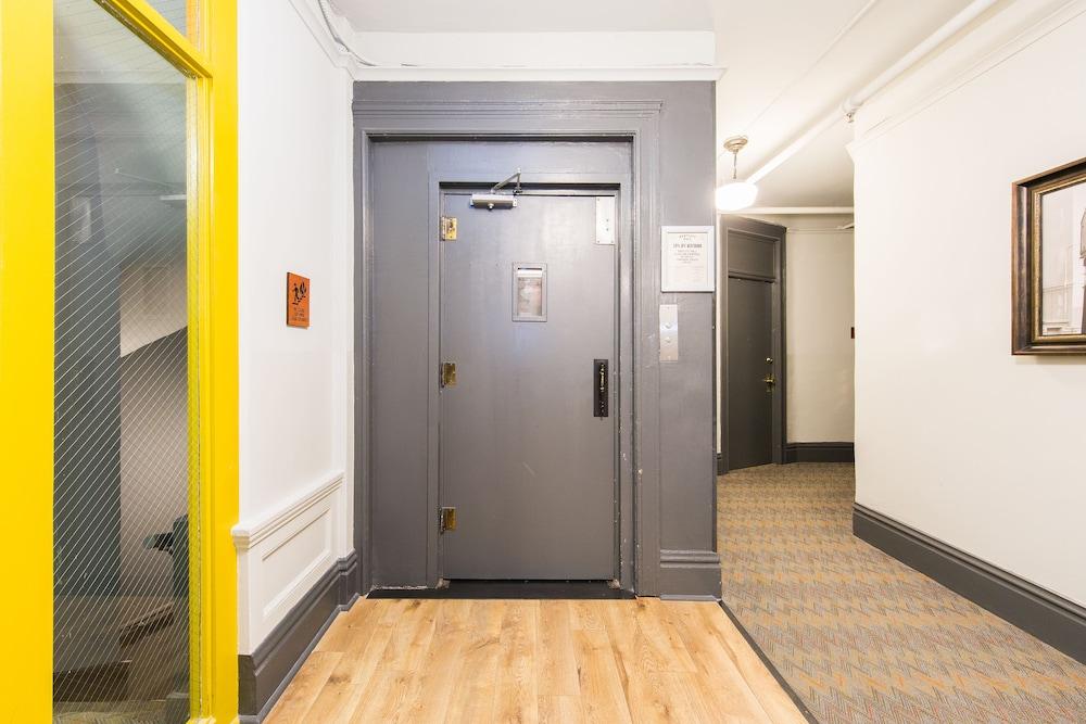 Pod Room O'Farrell St Union Square photo 15