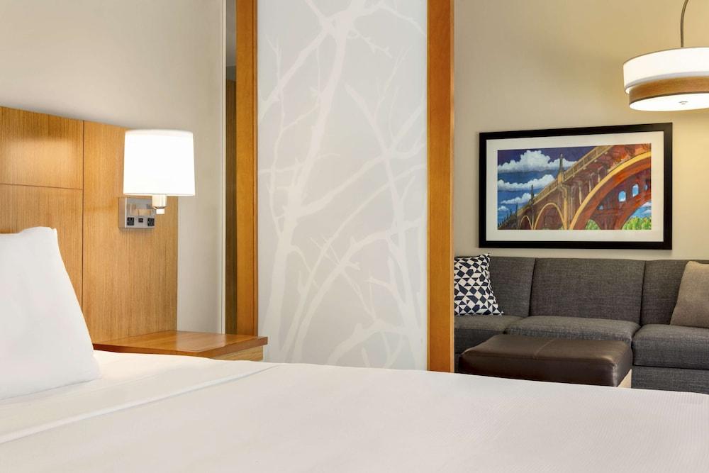 Hyatt Place Columbia/Downtown/The Vista photo 10