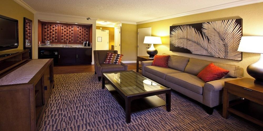 Crowne Plaza Hotel Jacksonville Airport/I-95N by IHG photo 5