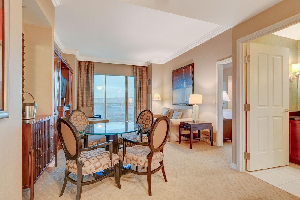 Incredible Suite at Signature Resort photo 7