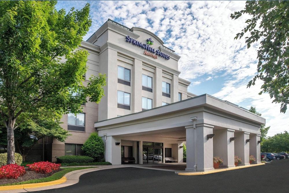 SpringHill by Marriott Centreville/Chantilly photo 1
