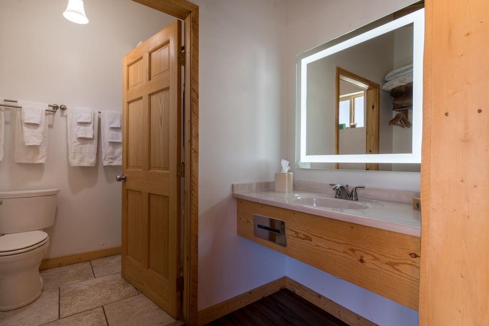 Great Sand Dunes Lodge photo 38