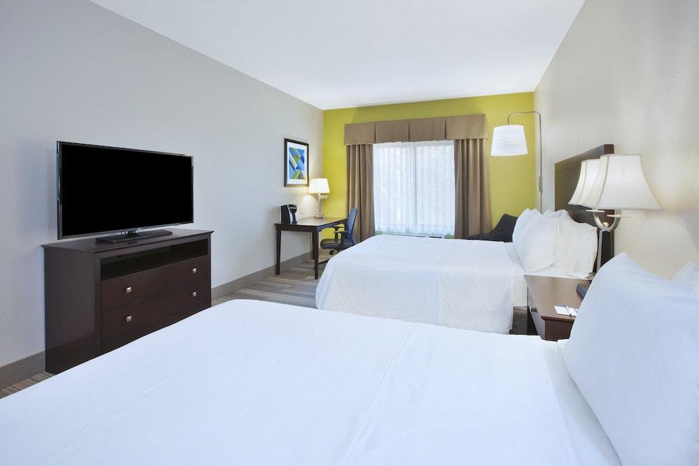 Holiday Inn Express Hotel & Suites Niles by IHG photo 11