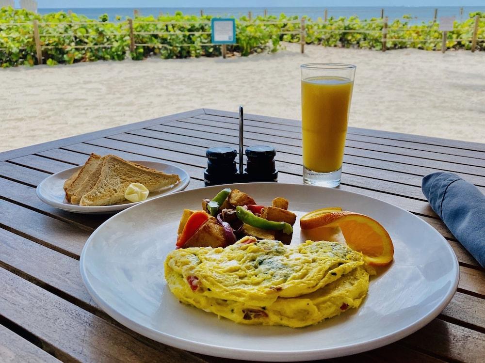 Beachcomber Resort & Club photo 50